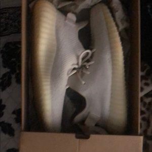 Yeezy boost 350 V2